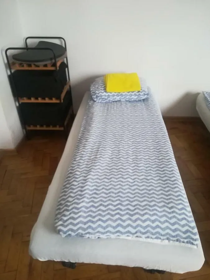 Отель Pomorska Apartament Краков